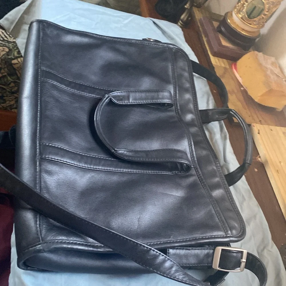 Black Leather Men's Bag - Picture 3 of 10